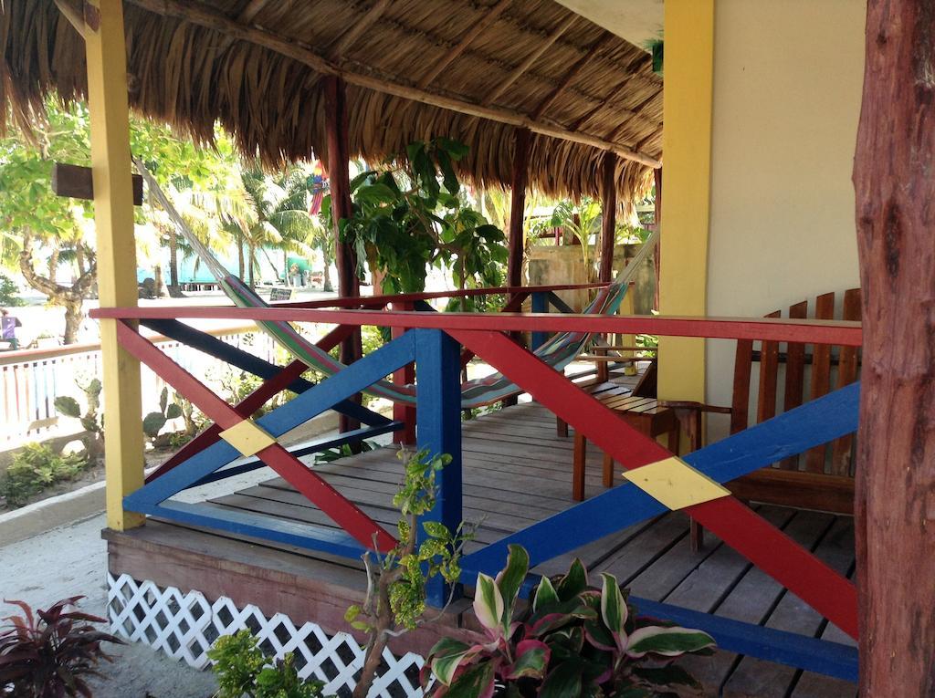 De Real Macaw Hotel Caye Corker Habitación foto